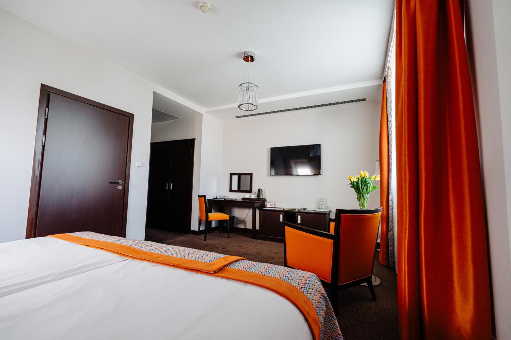 Wieniawa Hotel Leszno (Greater Poland)